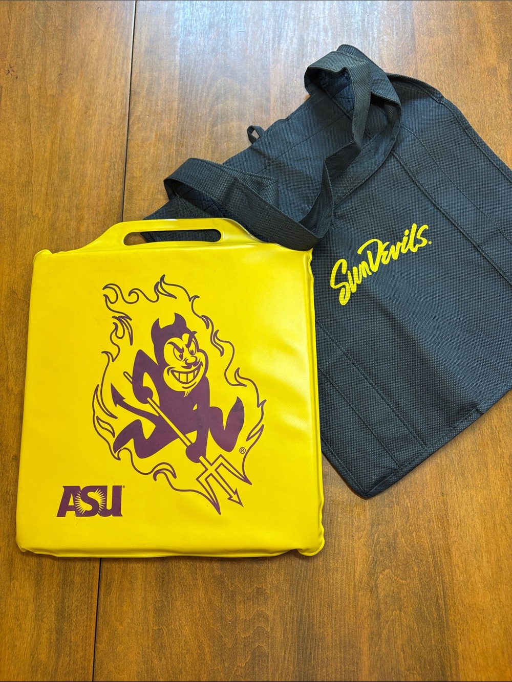 ASU Sun Devils Stadium Seat Cushion and Reusable Tote - Yellow & Black